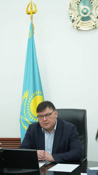 АУДАН ӘКІМІ КЕЗЕКТІ АППАРАТ МӘЖІЛІСІН ӨТКІЗДІ