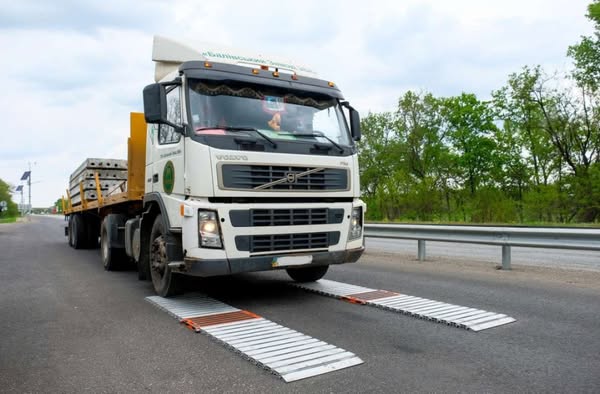 САЙРАМ АУДАНЫНДА АВТОМАТТАНДЫРЫЛҒАН ӨЛШЕУ СТАНЦИЯЛАРЫ 1 НАУРЫЗДАН БАСТАП ЗАҢ БҰЗҒАН ЖҮК КӨЛІКТЕРІНЕ АЙЫППҰЛ РӘСІМДЕЙДІ