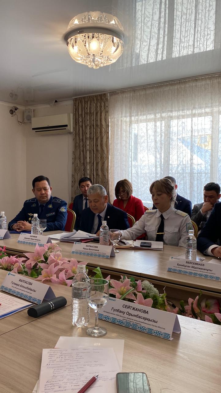 Принял участие в круглом столе на тему «Область Ұлытау — регион без сирот: поддержка семейного воспитания и защита прав детей», организованном Женским крылом при филиале партии «Аманат» по области Ұлытау.