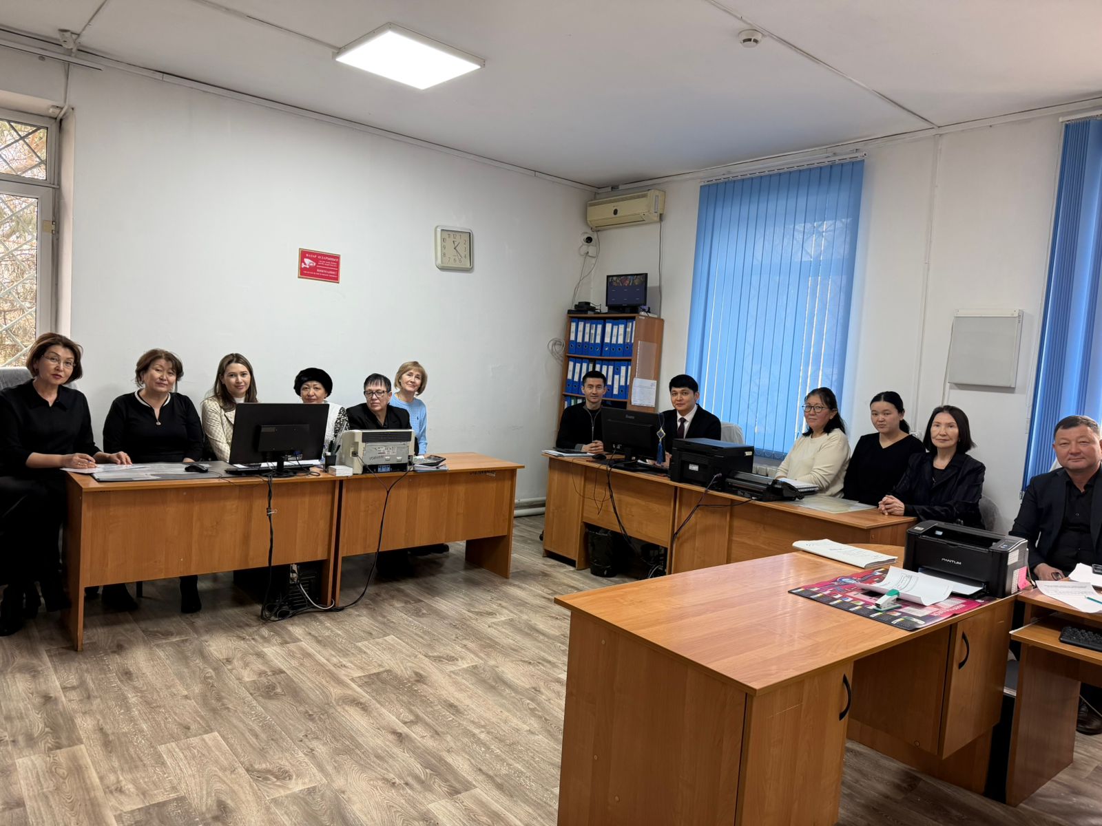 09.01.2026 ж. Қазақстан Республикасы Еңбек және халықты әлеуметтік қорғау министрлігінің Алматы облысы бойынша халықты әлеуметтік қорғау саласындағы реттеу және бақылау комитеті департаменті РММ басшысының орынбасары Ботабекова Г.Ж. қатысуымен кеңес өткізілді.