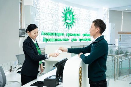 Мемлекеттік қызметтердегі цифрлық серпіліс: бір жылда өзіне-өзі қызмет көрсету аймақтары арқылы 15 млн-ға жуық қызмет көрсетілді