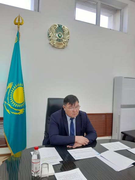 ОБЛЫС ӘКІМІНІҢ ТӨРАҒАЛЫҒЫМЕН АППАРАТТЫҚ МӘЖІЛІС ӨТТІ