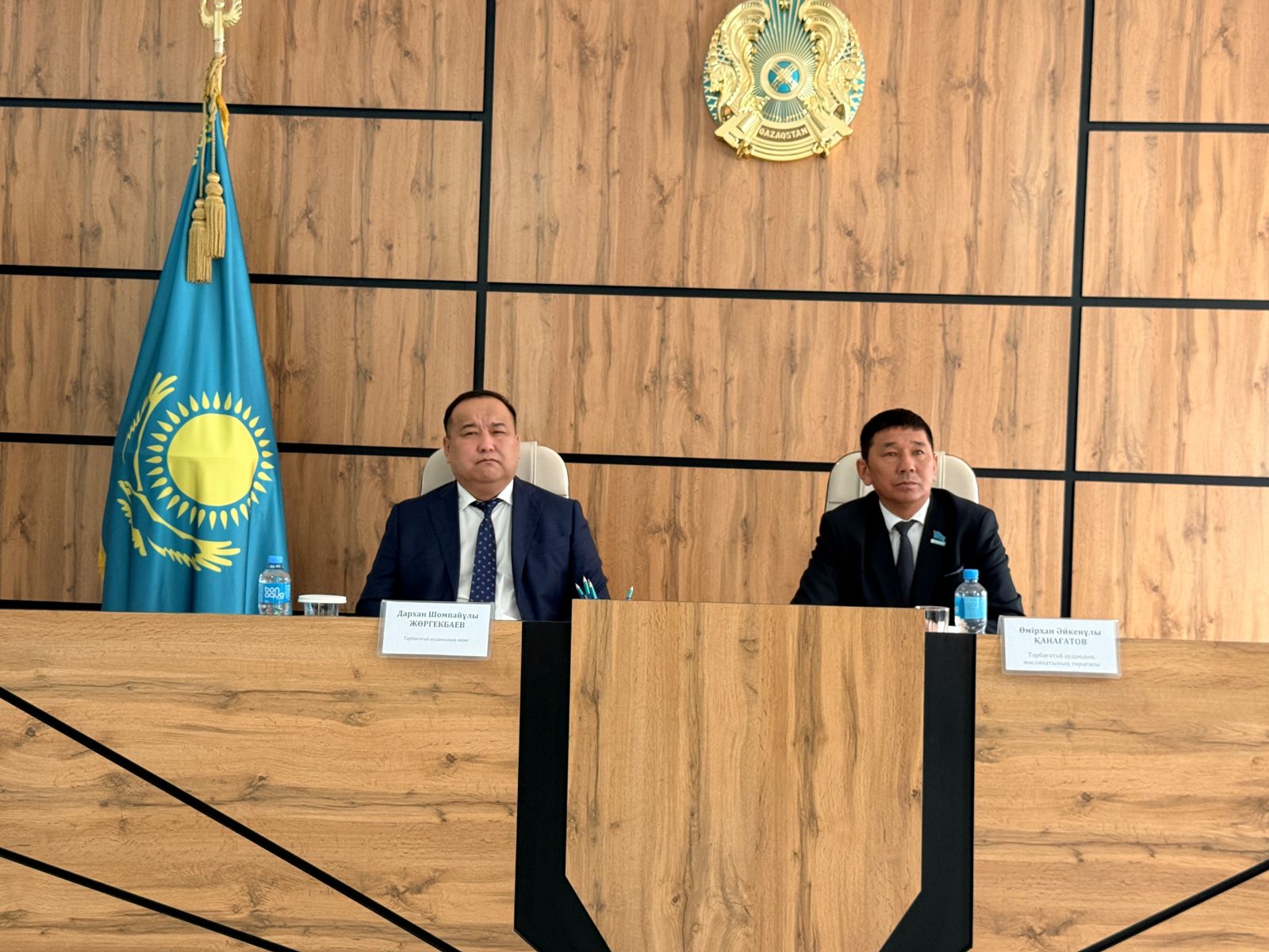 Тарбағатай аудандық мәслихатының төрағасы Өмірхан Әйкенұлы аудан активімен жаңа Конституция жобасын талқылауға қатысты