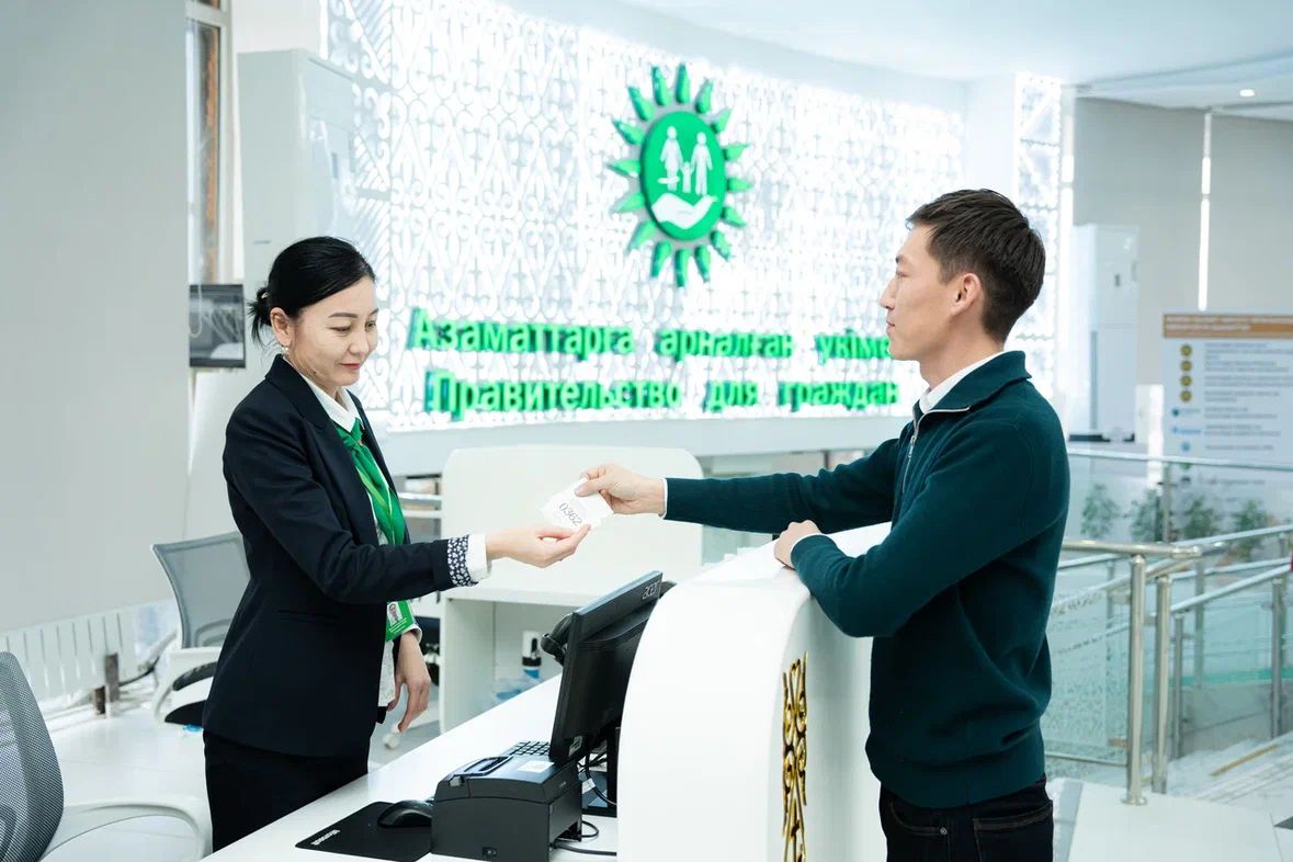 Мемлекеттік қызметтердегі цифрлық серпіліс: бір жылда өзіне-өзі қызмет көрсету аймақтары арқылы 15 млн-ға жуық қызмет көрсетілді