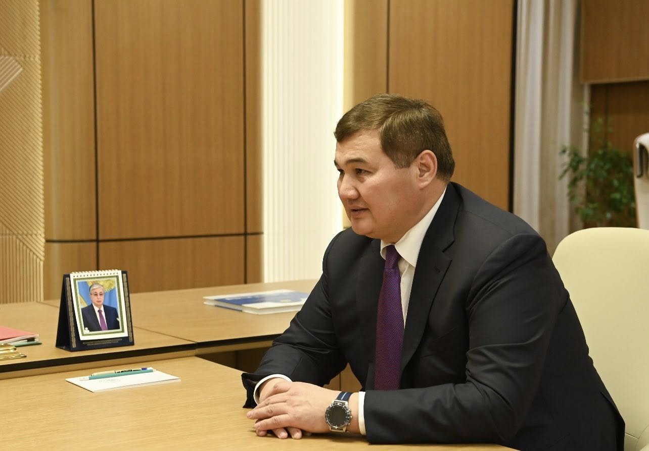 Аймақ басшысы кинорежиссер Рүстем Әбдірашовпен кездесті