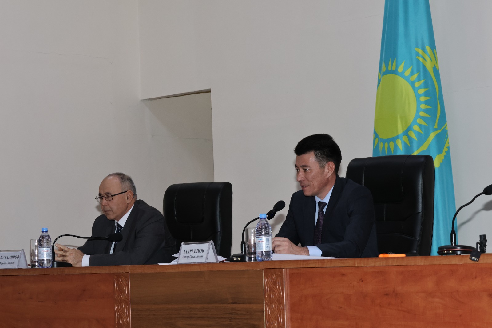 АУДАН АКТИВІНЕ ЖАҢА КОНСТИТУЦИЯ ЖОБАСЫНЫҢ НЕГІЗГІ МАЗМҰНЫ МЕН БАСЫМ БАҒЫТТАРЫ ТҮСІНДІРІЛДІ