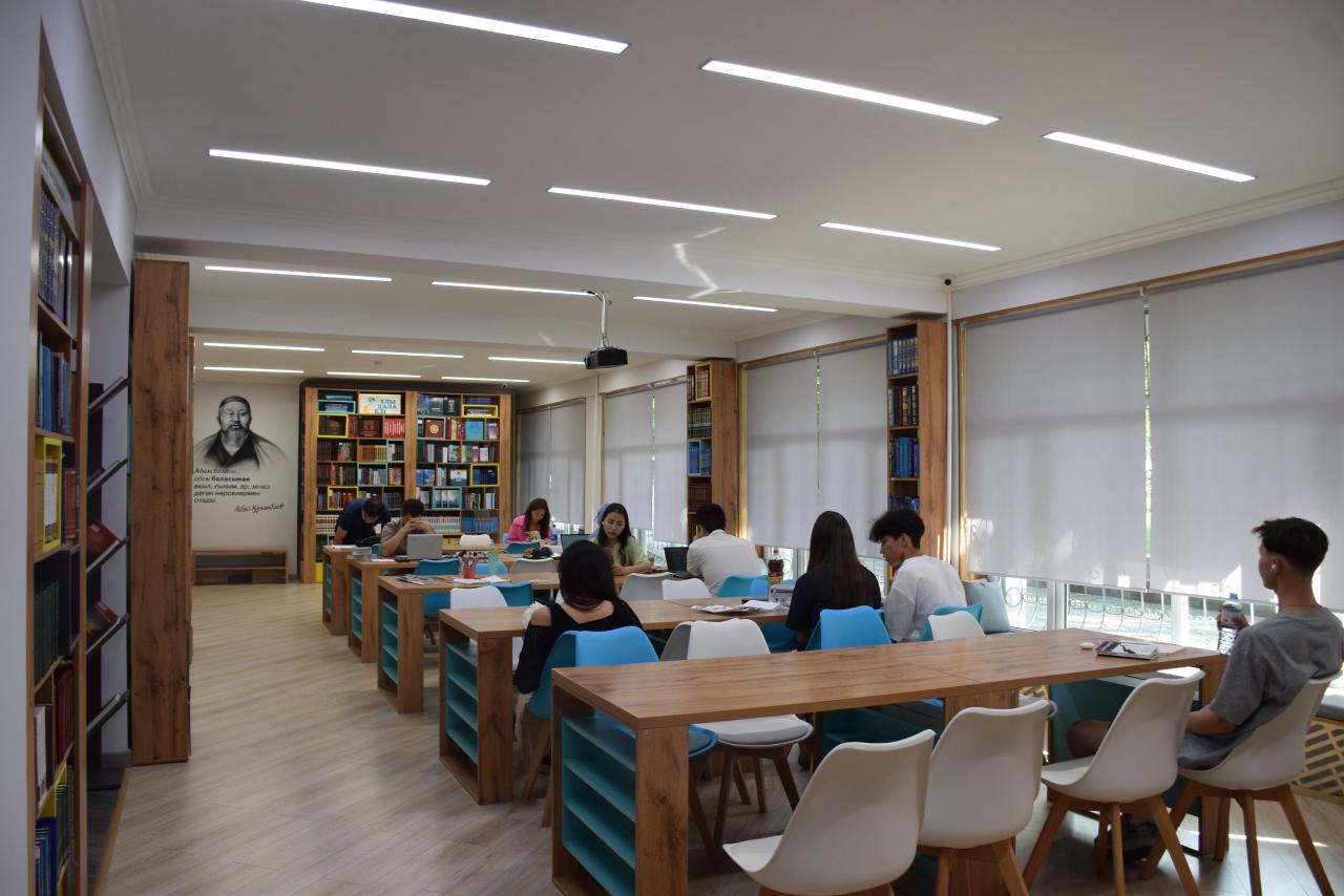 Еще две алматинские библиотеки переходят на круглосуточный режим работы