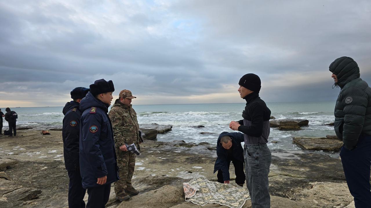 Мангистауским «моржам» напомнили о правилах безопасности на воде