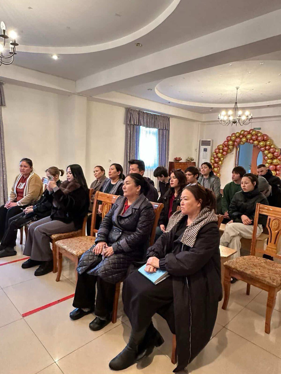 «ӘДІЛЕТ КЕҢЕС БЕРЕДІ» АКЦИЯСЫ: ЖАСӨСПІРІМДЕРГЕ ЗАҢ КӨМЕГІ КӨРСЕТІЛДІ