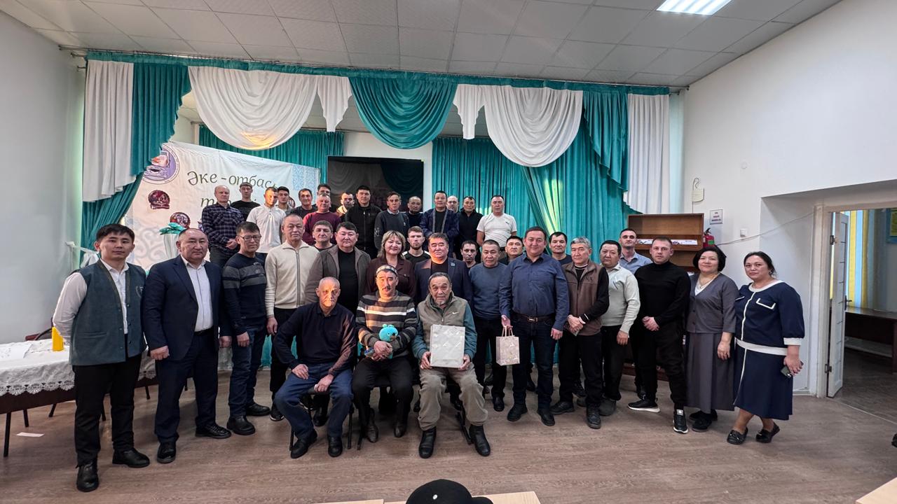 Облыстың барлық білім беру ұйымдарында «Адал азамат» біртұтас тәрбие бағдарламасы аясында Әкелер форумы өткізілуде.