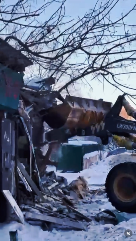 Проведены мероприятия по освобождению торговых павильонов