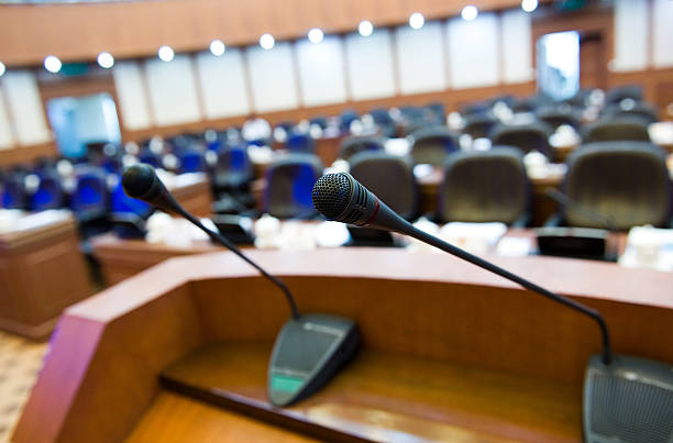 Назар аударыңыз! Қоғамдық тыңдау!