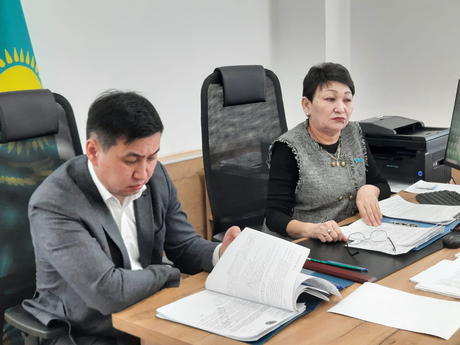 Тұрақты комиссия отырысы өтті.