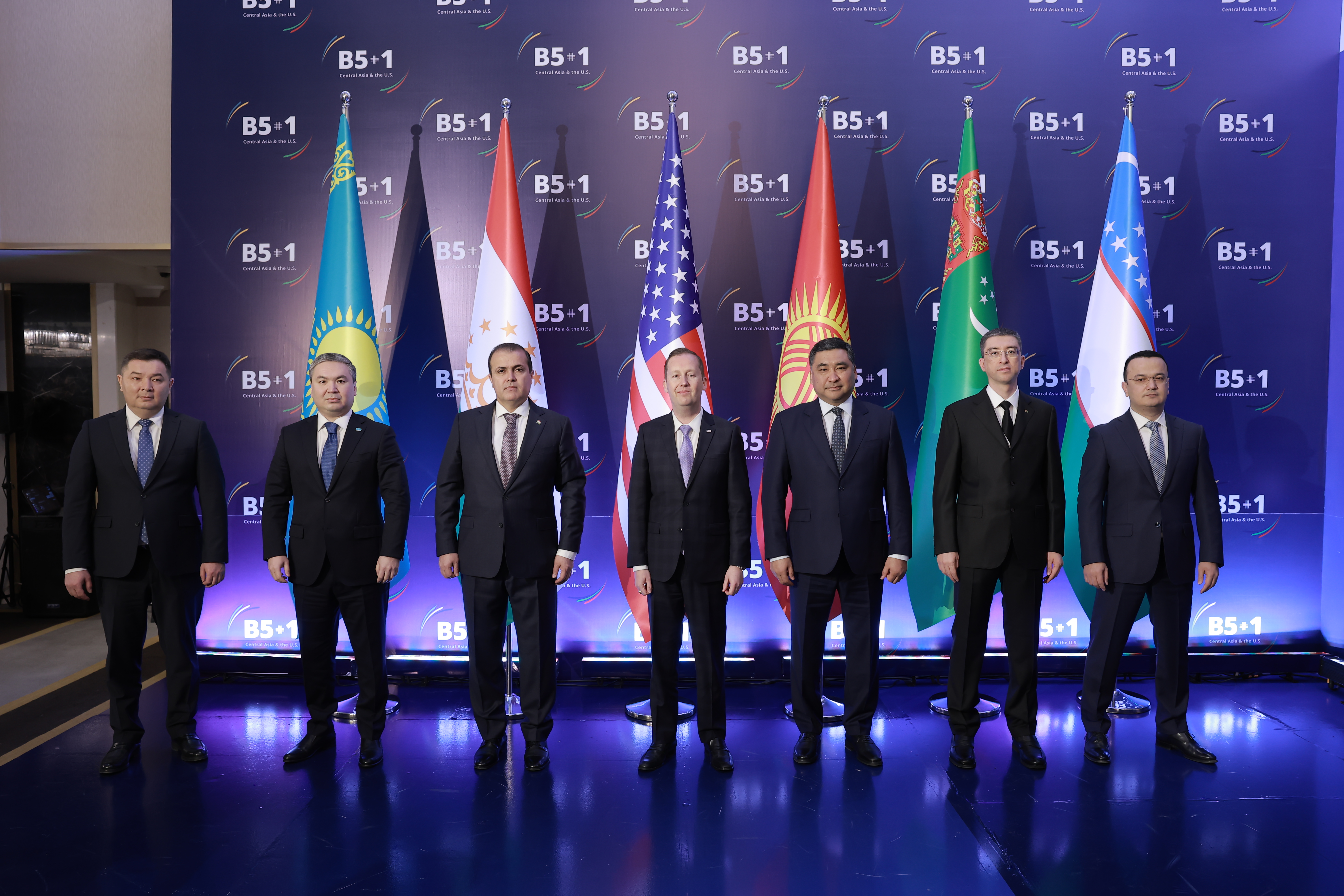 Өнеркәсіп және құрылыс министрі Ерсайын Нағаспаев «B5+1» форумына қатысты