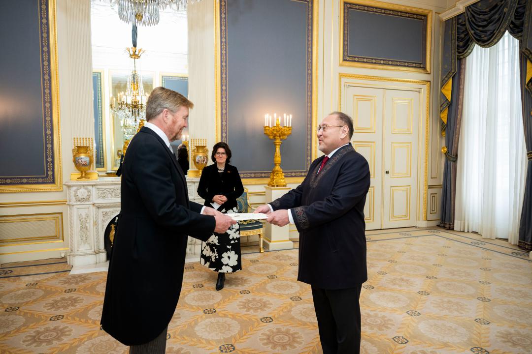 Қазақстан Елшісі Нидерланд Короліне сенім грамоталарын тапсырды