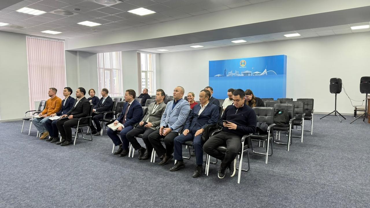 В Астане руководители спортивных федераций обсудили новый проект Конституции