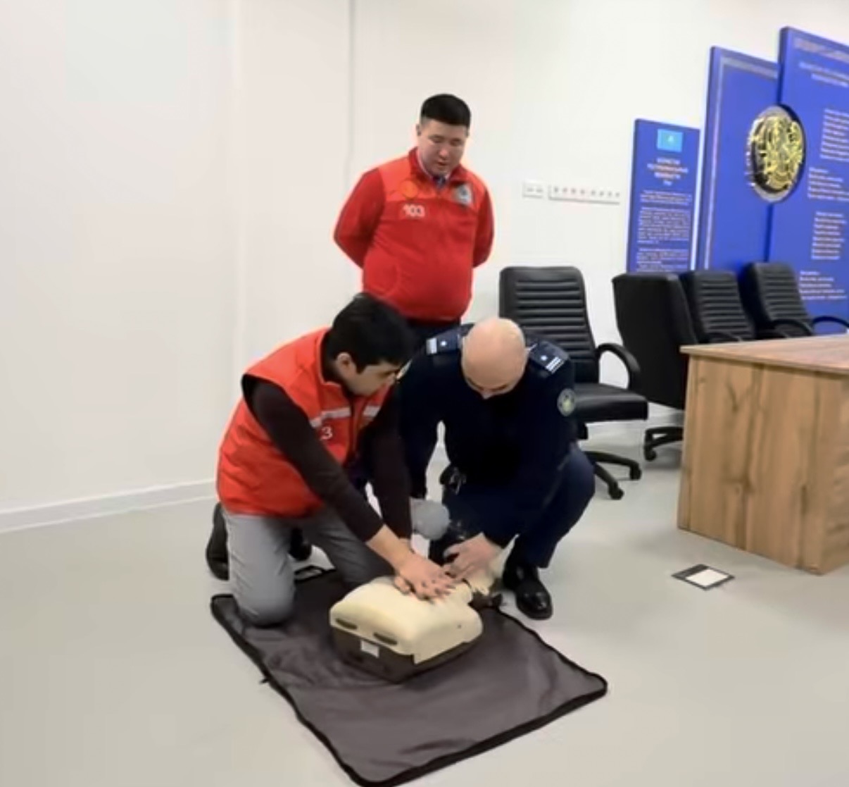 Алғашқы медициналық көмек көрсетудің негізгі тәсілдері көрсетілді