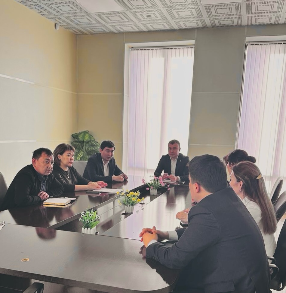 Заңды тұлғаларды тіркеу және АХАТ қызметтері бойынша тәжірибелік семинар ұйымдастырылды