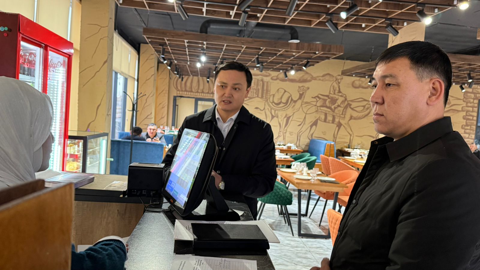 🔰 ТҮРКІСТАН: ӨҢІРЛІК ЖҰМЫСПЕН ҚАМТУ КАРТАСЫ АЯСЫНДА КӨЛЕҢКЕЛІ ЕҢБЕК ҚАТЫНАСТАРЫН АЗАЙТУ ЗАҢДЫЛЫҚТАРЫ ТҮСІНДІРІЛДІ