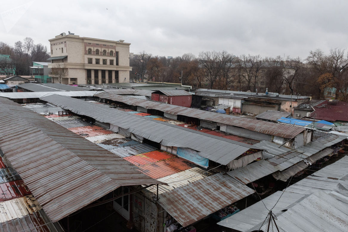 Мүлікке қойылған тыйымды заңсыз алып тастаған адамдар тобы сотталды