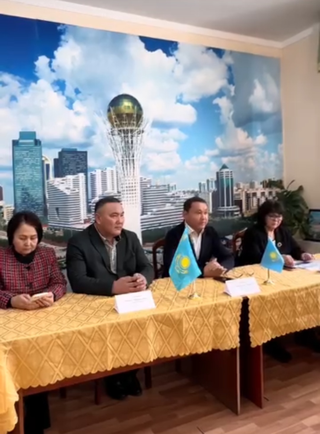 «Замандас» клубының мүшелерімен кездесу