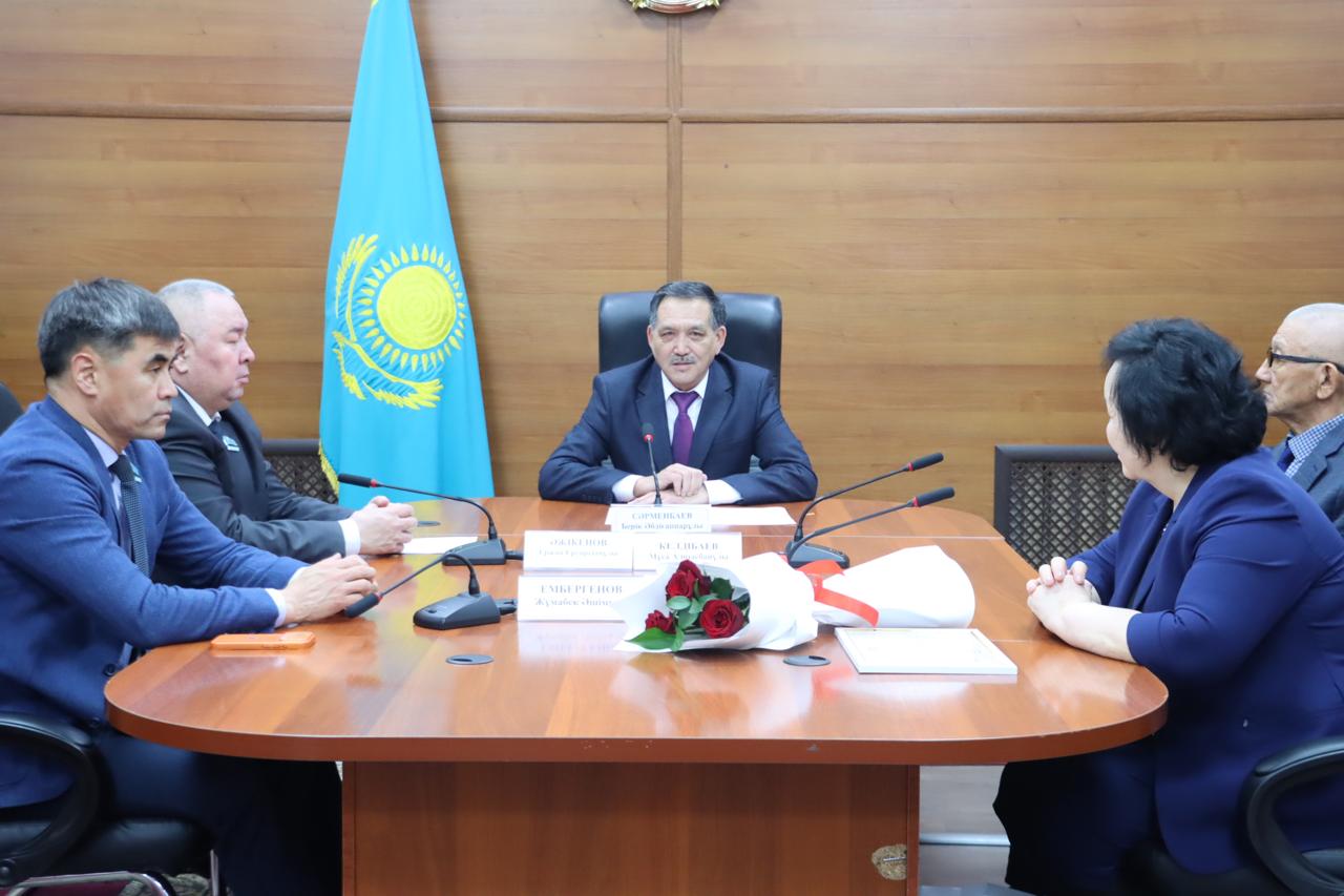 Сайлау жүйесі ардагерлері мен қызметкерлерін кәсіби мерекемен құттықтады