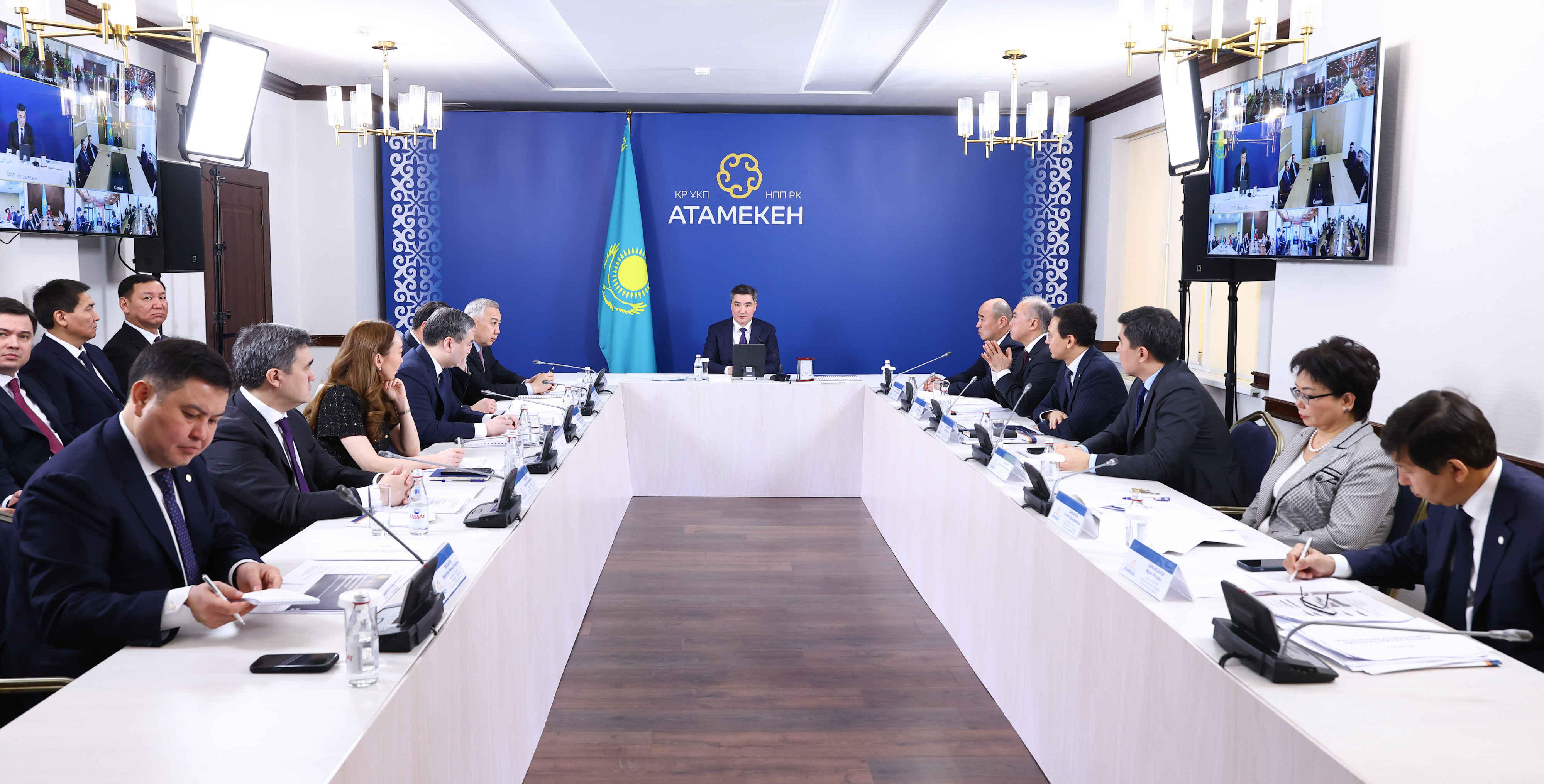 Министр промышленности и строительства доложил о ходе регистрации в Реестре казахстанских товаропроизводителей