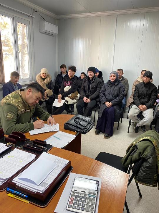 Әскери міндеттілік мәселелері бойынша халықтың құқықтық сауаттылығын арттыру мақсатында түсіндіру жұмыстары жүргізілді.