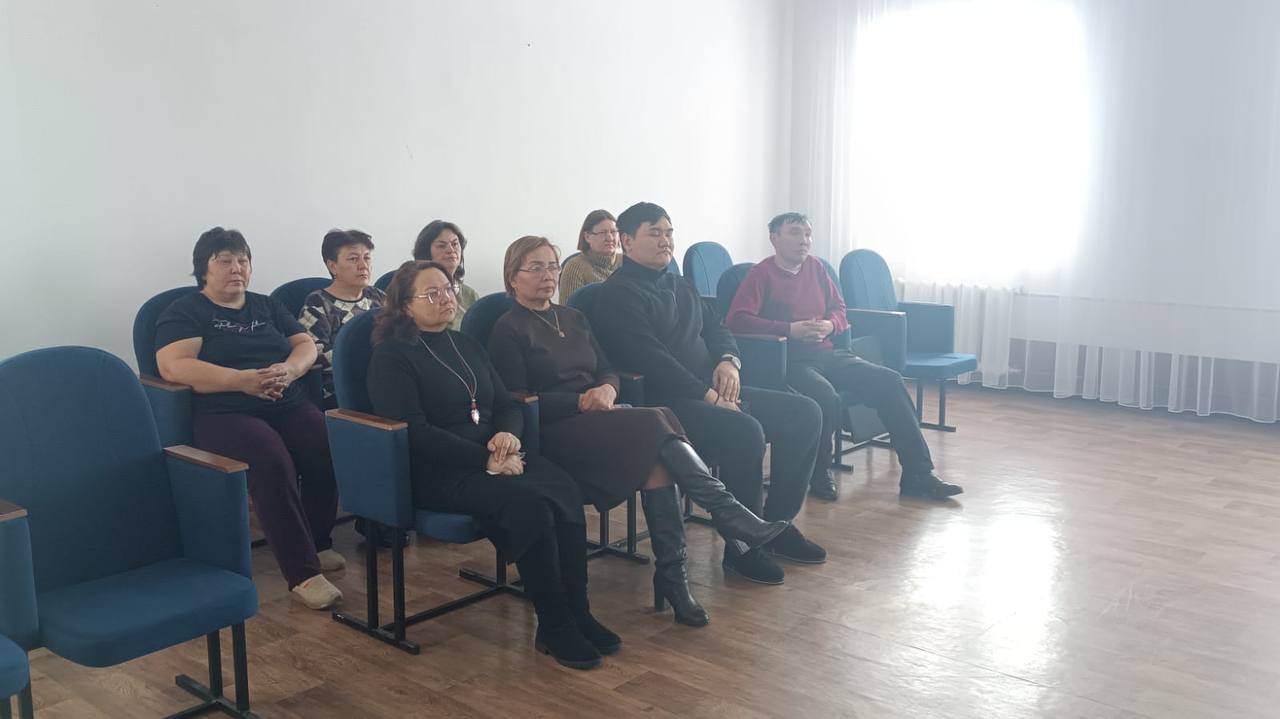 Аудандық мәслихат депутаты Айтпаева Бибігүл Балалар шығармашылығы үйі мен Балалар музыка мектебінің ұжымдарымен кездесу өткізді.