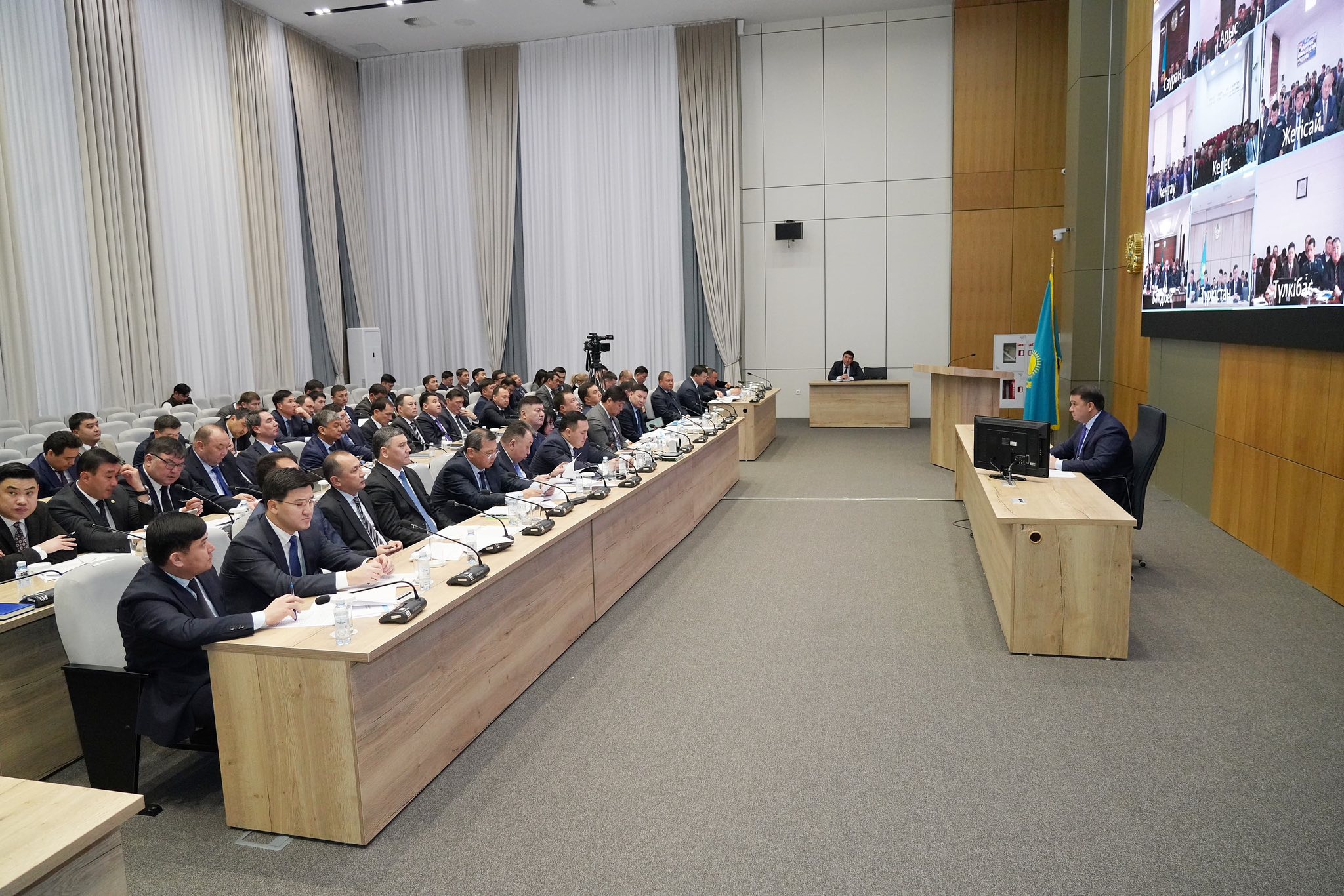 ТУРКЕСТАНСКАЯ ОБЛАСТЬ - В ТРОЙКЕ ЛИДЕРОВ ПО КРАТКОСРОЧНОМУ ЭКОНОМИЧЕСКОМУ РОСТУ