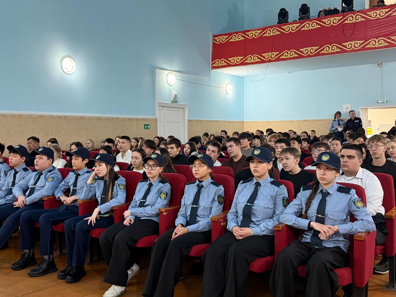 Жүрекпен таңдалатын мамандық: Шемонаиханың 200-ден астам мектеп оқушысы полиция қызметімен танысты