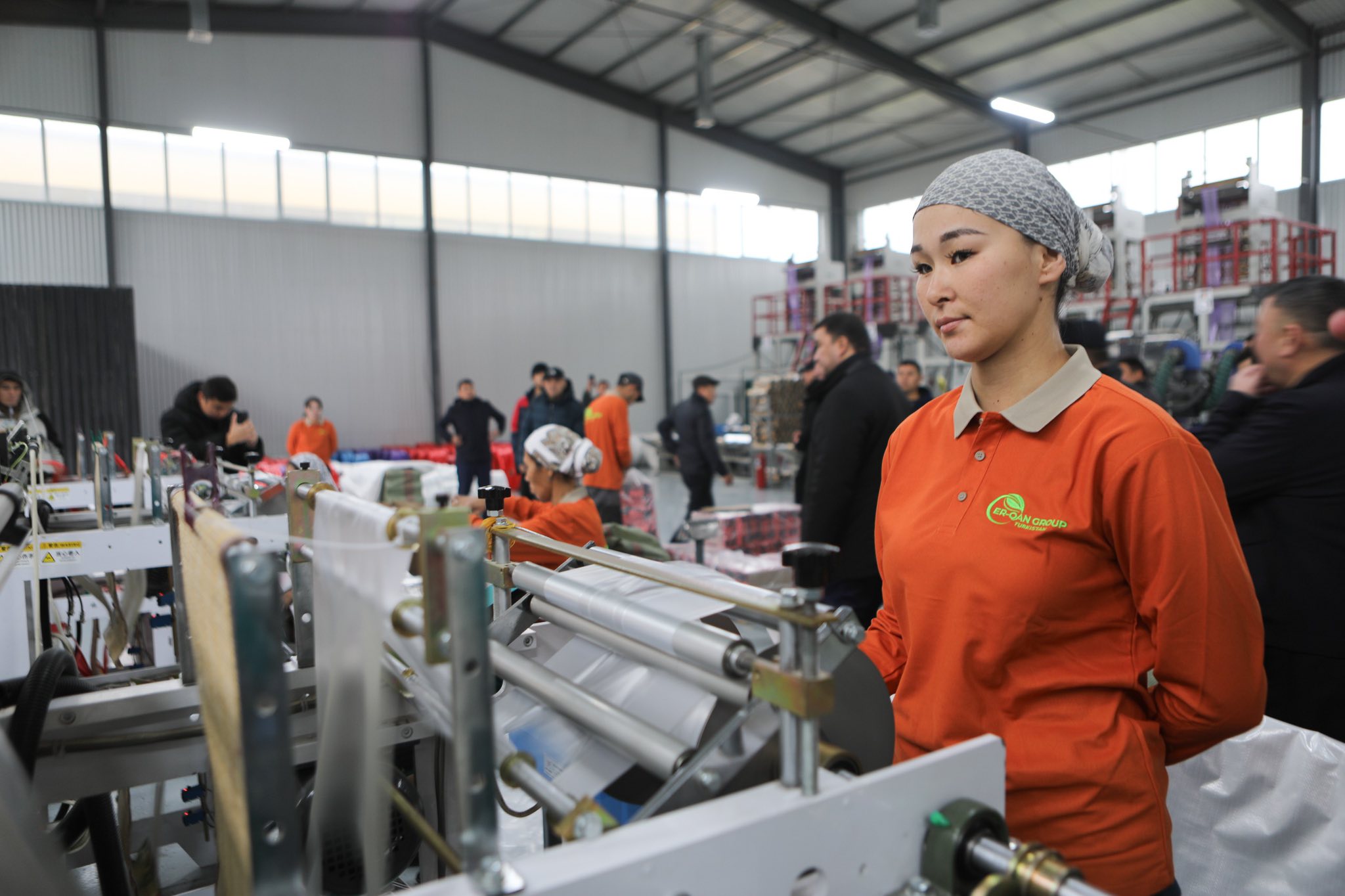 2025 ЖЫЛДЫҢ ҚОРЫТЫНДЫСЫ: ТҮРКІСТАН ОБЛЫСЫНДА 148 МЫҢҒА ЖУЫҚ АЗАМАТ ЖҰМЫСПЕН ҚАМТЫЛДЫ