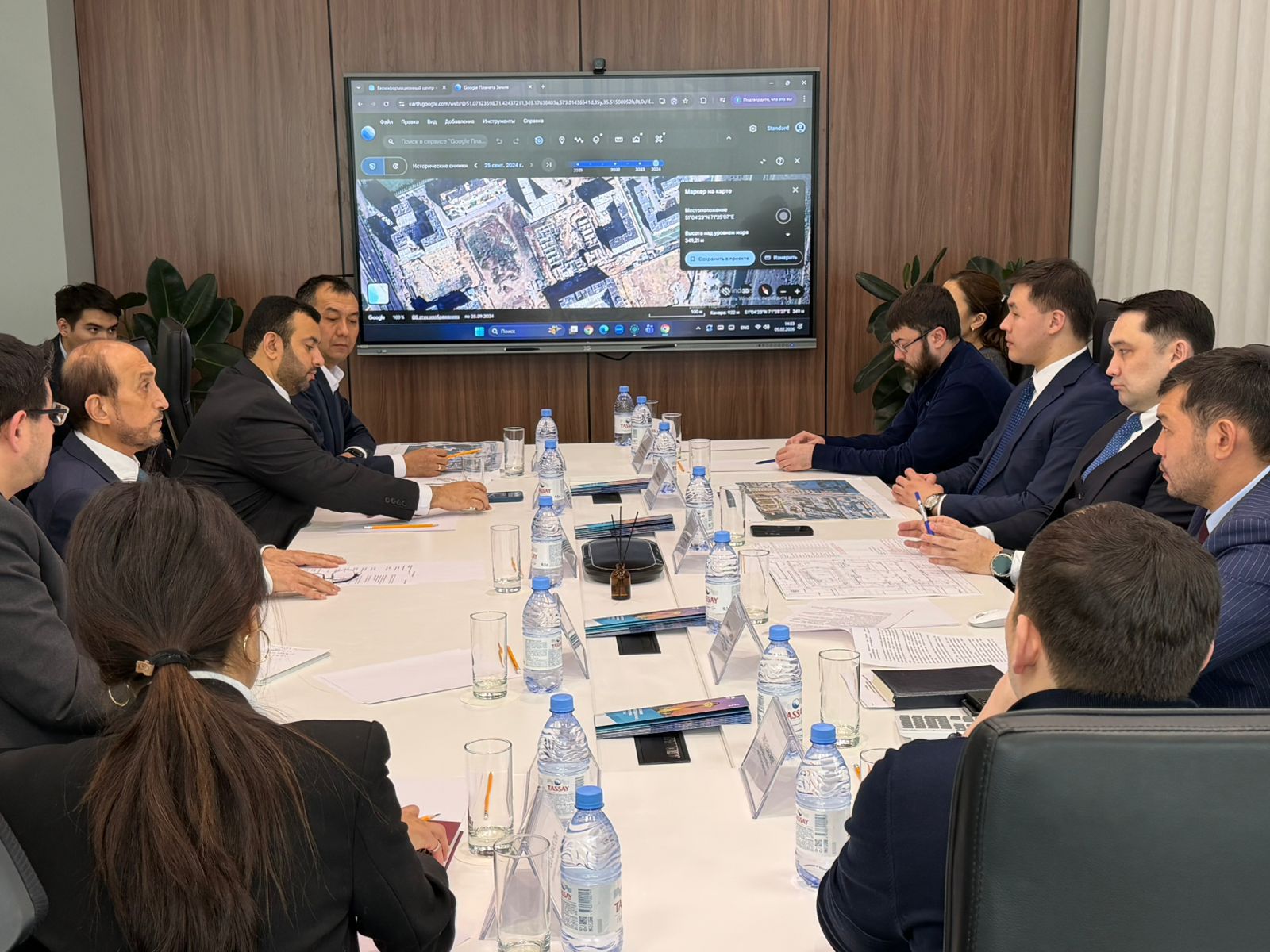 В рамках инвестиционного проекта по строительству международной школы «International Community School Ltd.» состоялась рабочая встреча