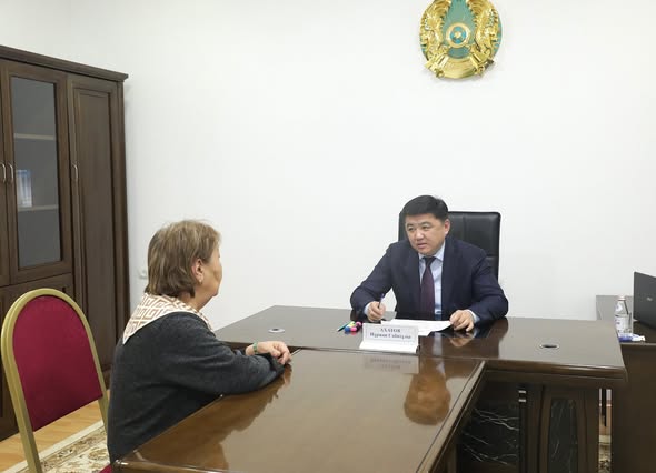 Қала әкімі тұрғындарды жеке мәселелері бойынша қабылдады