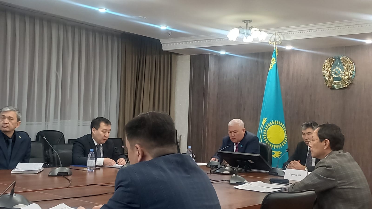 Тұтынушылардың құқықтарын қорғау мәселелері Қазақстан Республикасы Парламенті Мәжілісінің депутаты мен қоғамдық ұйымдардың қатысуымен талқыланды