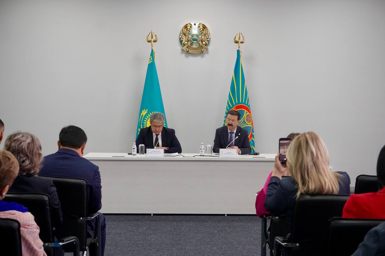 «Нұра» ауданында ҚР жаңа Конституциясының жобасы талқыланды