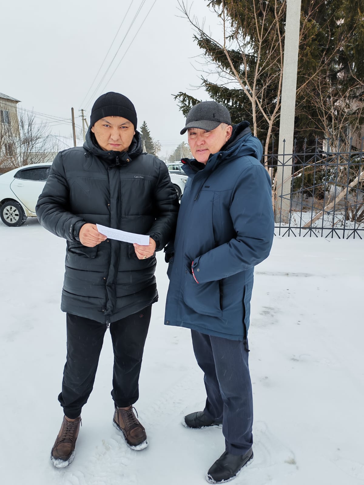 16 января 2026 года специалисты акимата Володарского сельского округа провели разъяснительную работу с жителями села Саумалколь по вопросам получения государственных услуг в электронном виде, раздали брошюры в количестве 500 штук