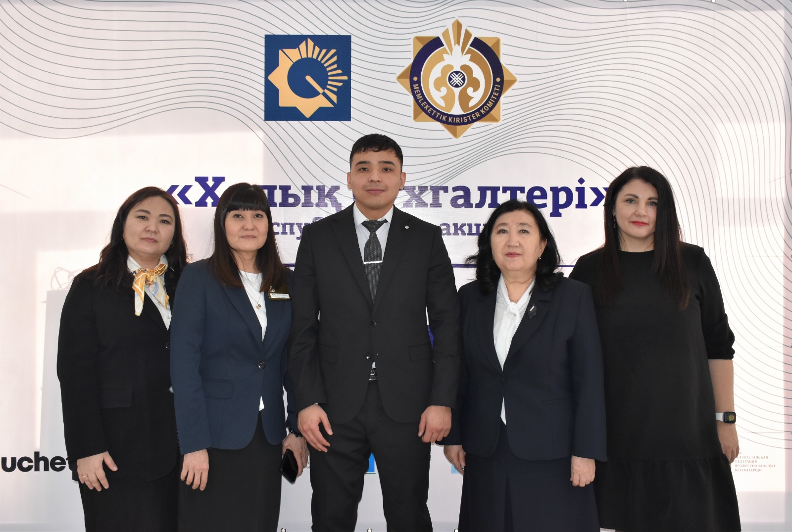 ШҚО-да «Халық бухгалтері» акциясы аясында жаңа Салық кодексінің нормалары түсіндірілуде