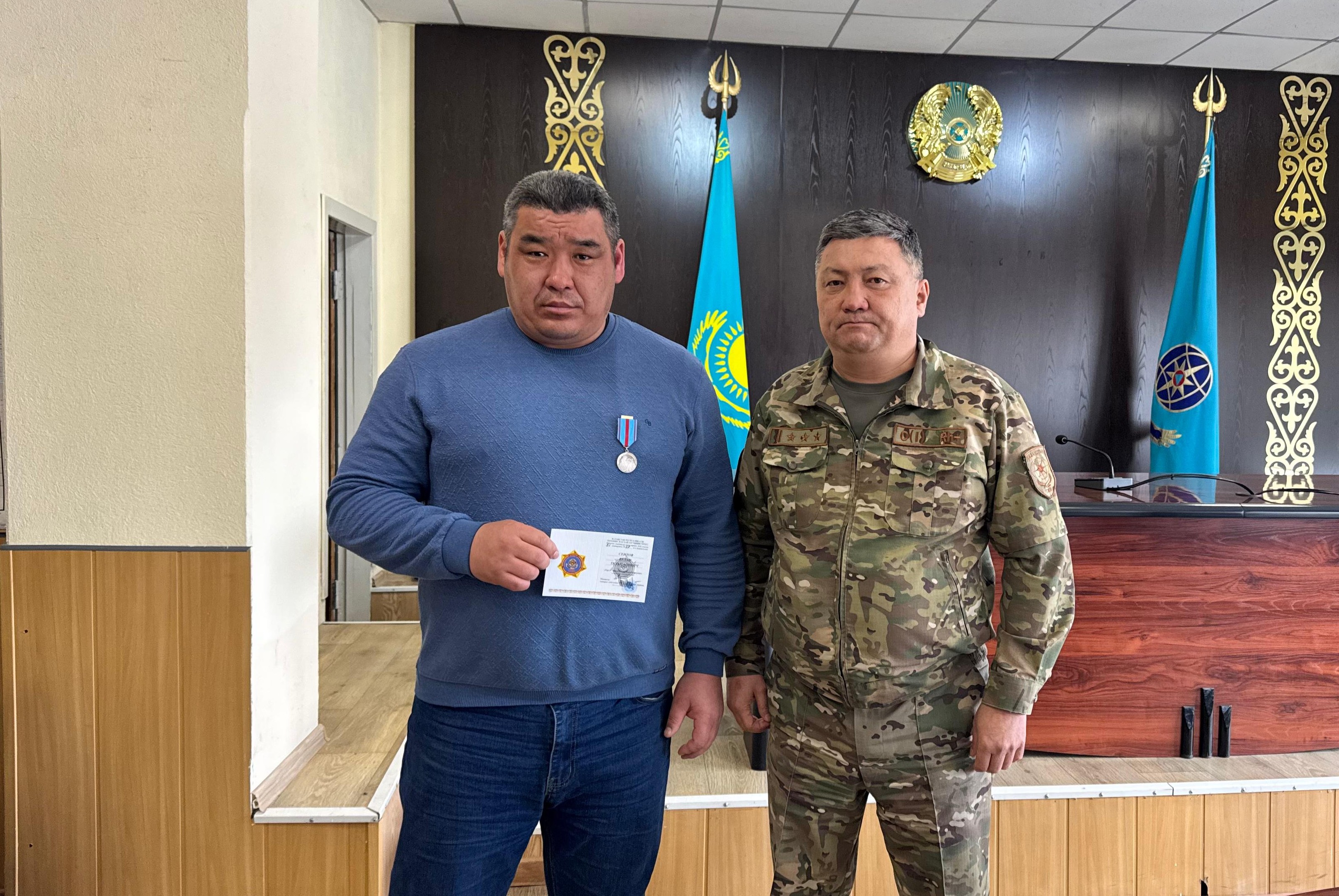 ШҚО тұрғыны «Өртте көрсеткен қайсарлығы үшін»   медалімен наградталды