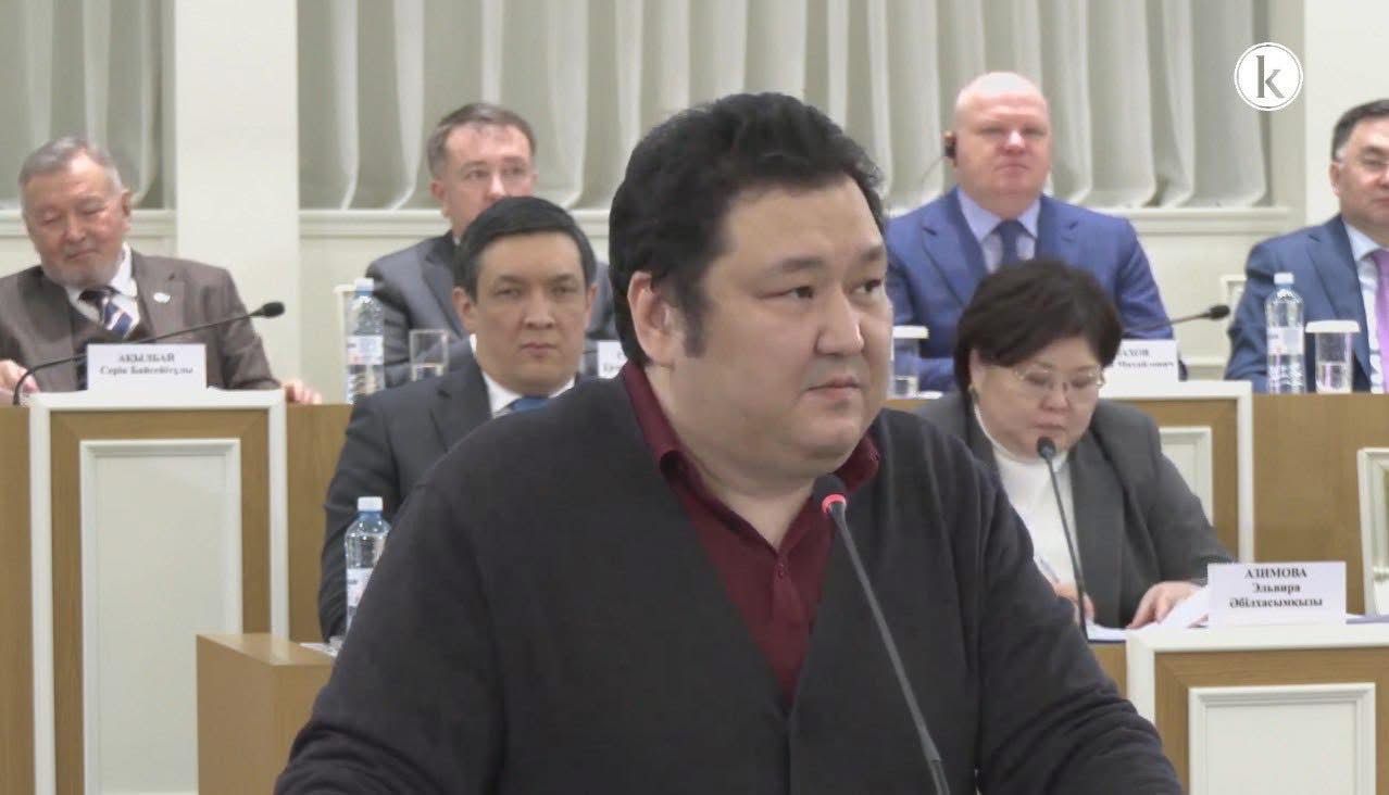 Жаңа Конституция жобасы жалпыұлттық дауыс беруге шығаруға дайын – саясаттанушы Марат Шибутов
