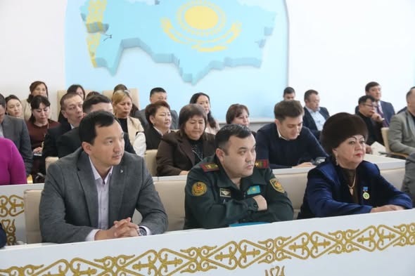 БӘЙТЕРЕК АУДАНЫ ЖАҢА КОНСТИТУЦИЯ ЖОБАСЫН ҚОЛДАУ БОЙЫНША АКТИВ ОТЫРЫСЫН ӨТКІЗДІ.