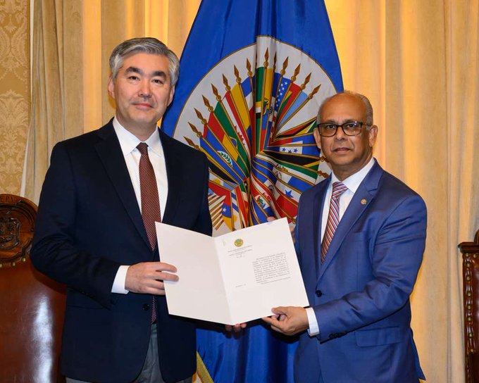 Kazakhstan’s Ambassador Meets with OAS Secretary General