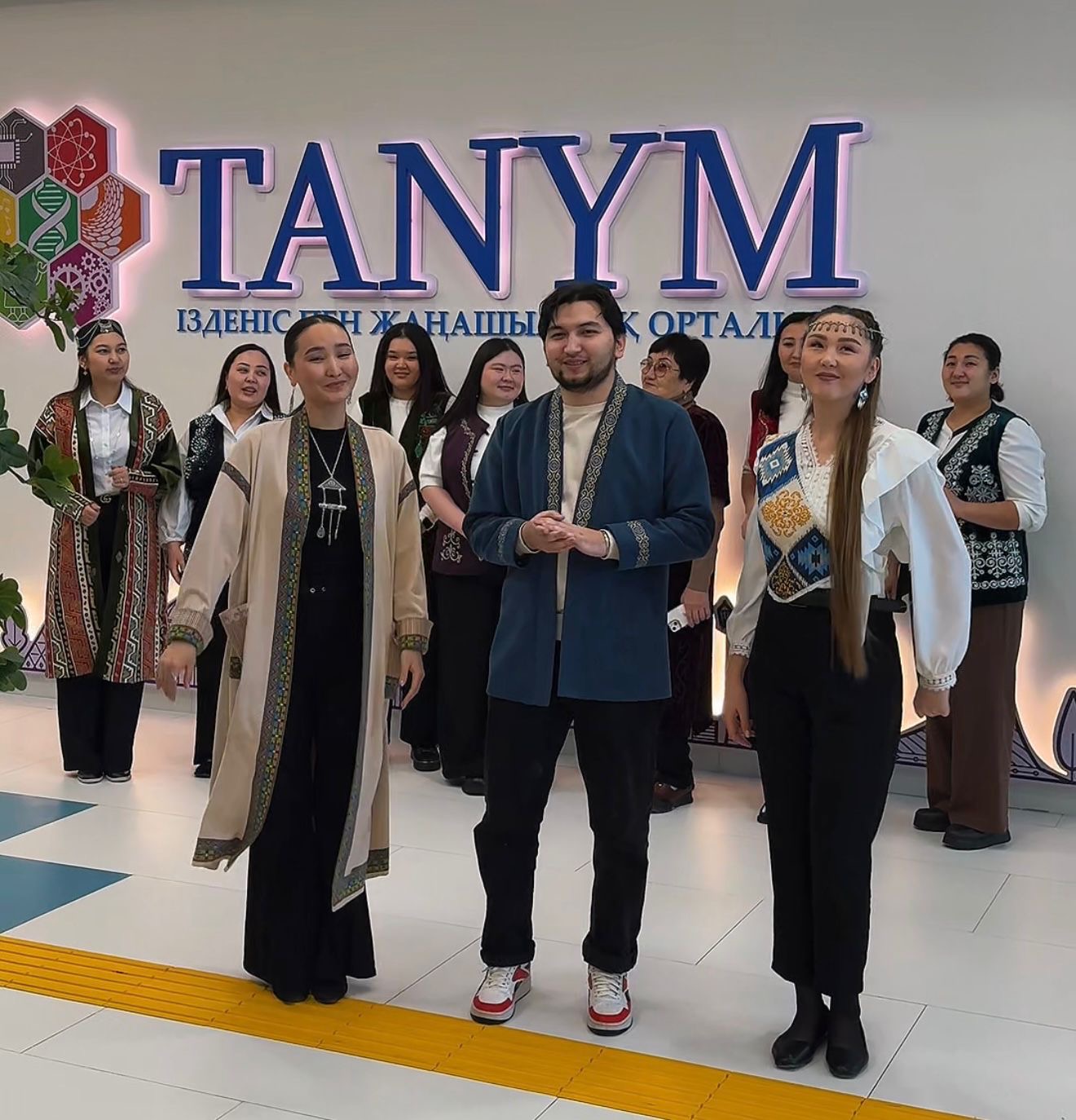 Елордалық педагогтер Алғыс айту күніне орай жаңа тренд бастады