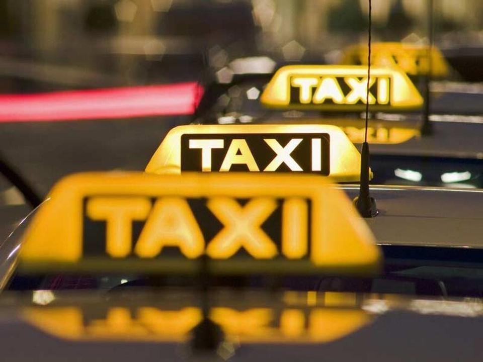 Такси тасымалдаушысы ретіндегі қызметке қатысты