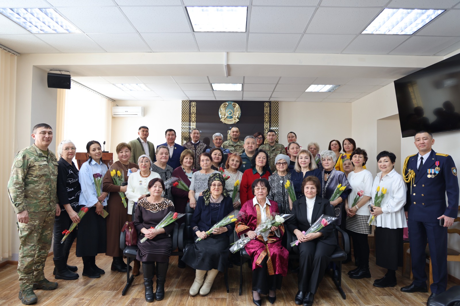 Праздник уважения и благодарности: в ДЧС Павлодарской области чествовали женщин-ветеранов гражданской защиты
