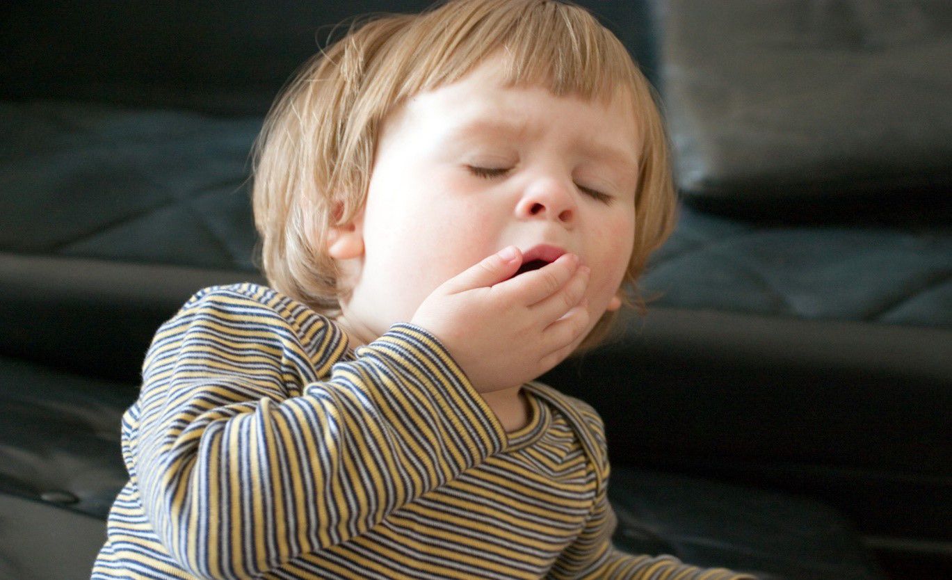 Затяжной кашель у ребенка? Может быть коклюш.