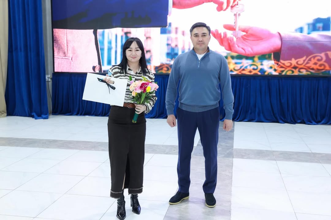 ШЫМКЕНТТЕ КЕЗЕКТЕГІ АЗАМАТТАРҒА ТАҒЫ 30 ПӘТЕР БЕРІЛДІ