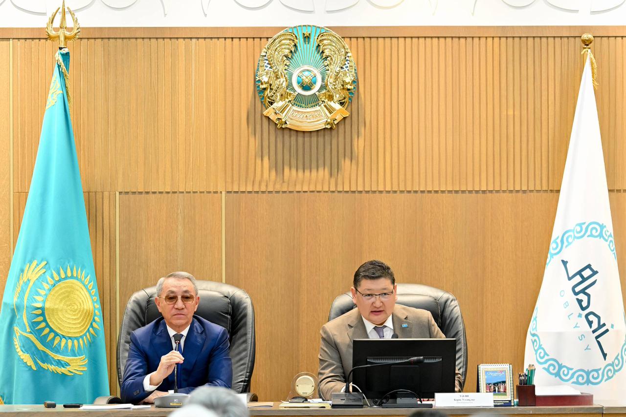 Абай облысының қоғамдық кеңес мүшелері жаңа Конституцияны қолдайтындарын жеткізді