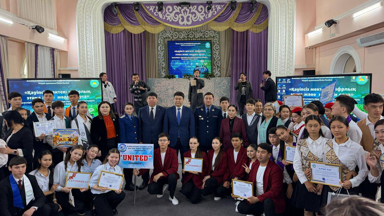 Новый шаг к правовой грамотности: в Меркенском районе создан клуб будущих прокуроров