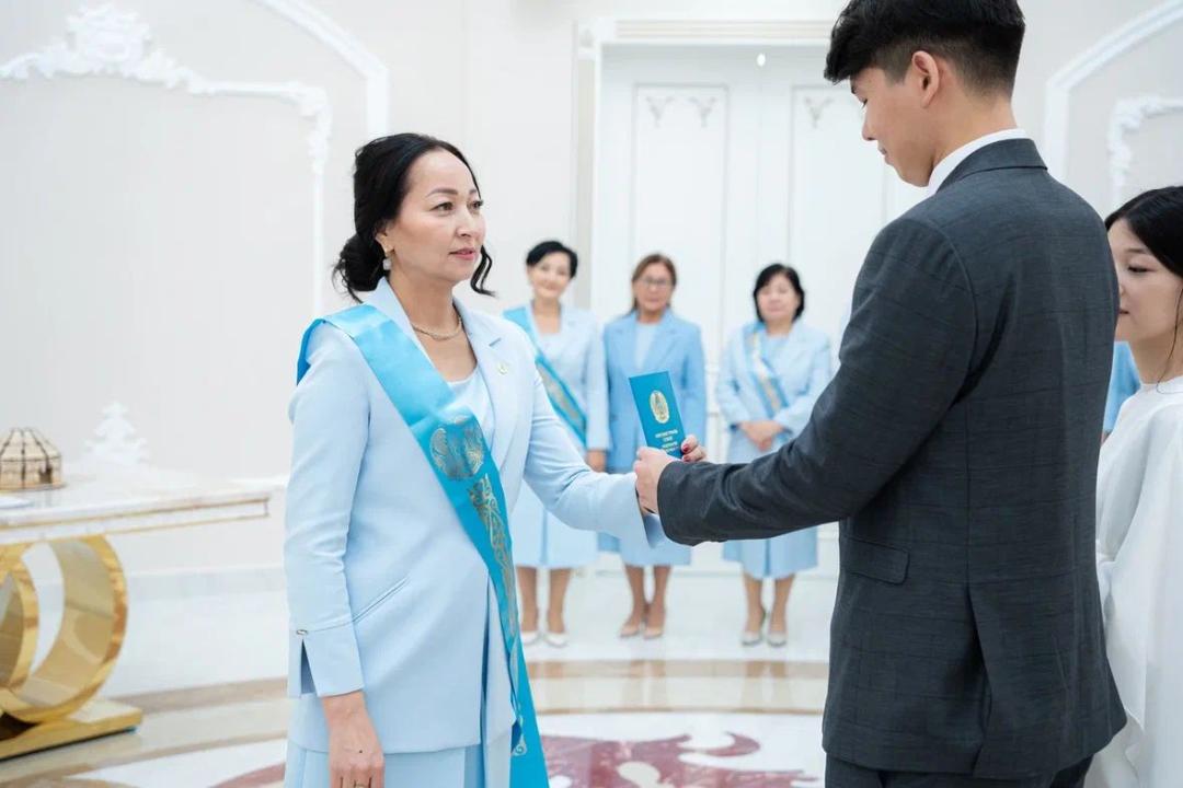 Қазақстандағы АХАТ қызметіне 105 жыл: өмірлік оқиғаларды тіркеу қалай цифрландырылды